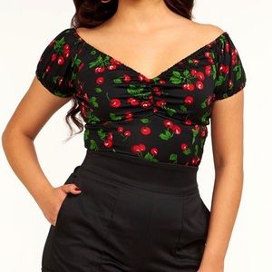 PUG Natalie too in black cherry print